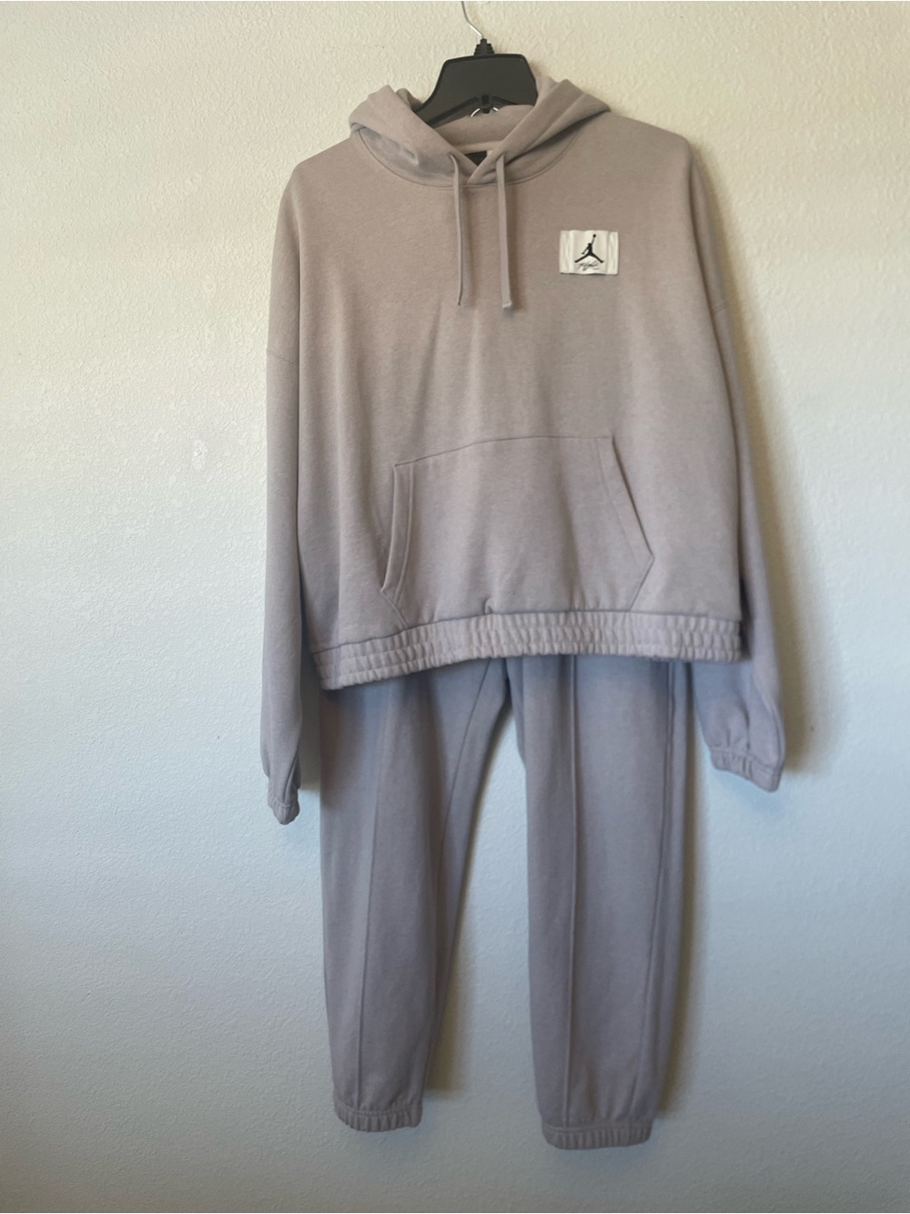 NIKE SWEATSUIT